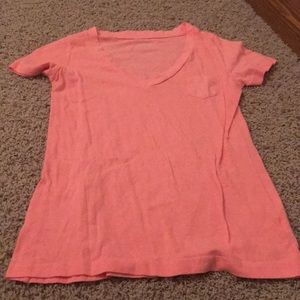 V neck t shirt with pocket